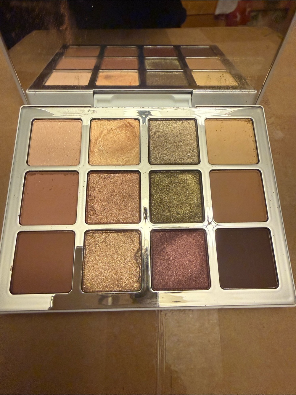 Makeup By Mario Warm Neutrals Palette - Gold, Bronze, Brown, Green, Pink - Picture 2 of 7